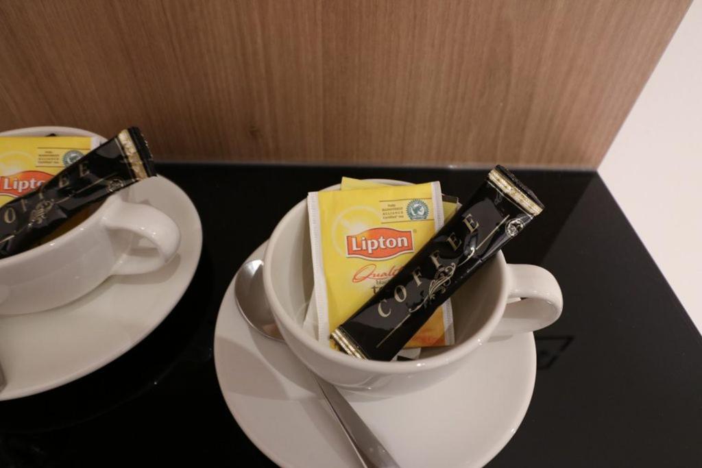 Deluxe Queen Suite